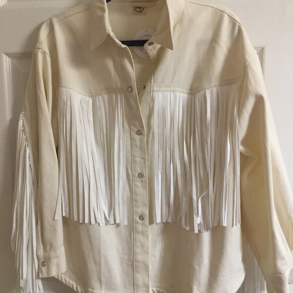 White Fringed Denim Jacket Size Large NEW - So Cute Jac1 - Picture 6 of 6